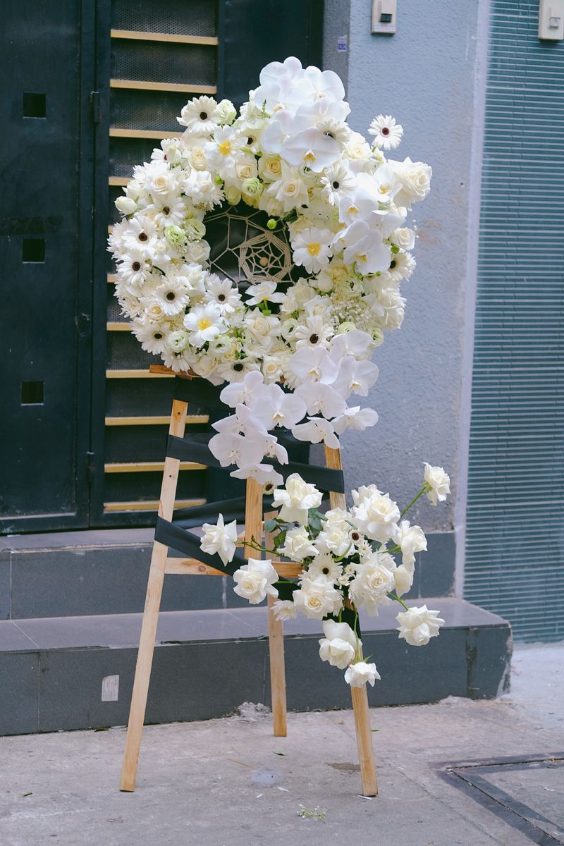 Kệ chia buồn